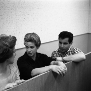 Carole, Paul Simon & backing vocalist discussing a playback. Photos Courtesy of Sony Music Entertainment Archive